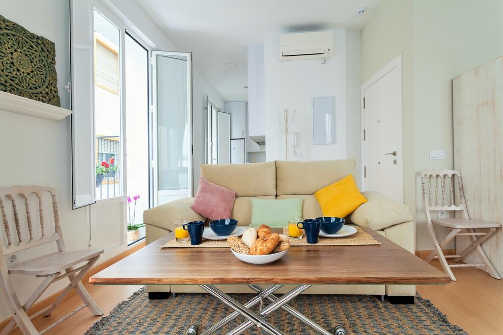 Hostly Acetres 1A Loft In City Center, Comunal Terrace, Fibre,Parking Optional Seville Ngoại thất bức ảnh