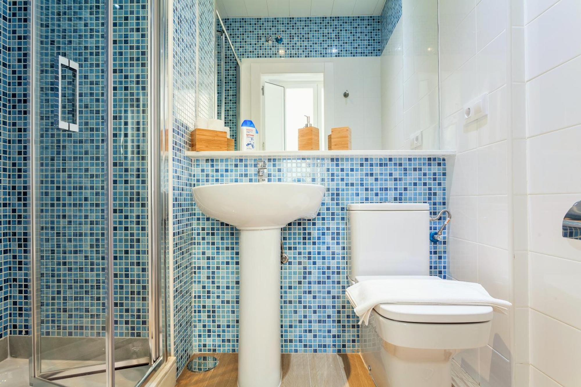 Hostly Acetres 1A Loft In City Center, Comunal Terrace, Fibre,Parking Optional Seville Ngoại thất bức ảnh