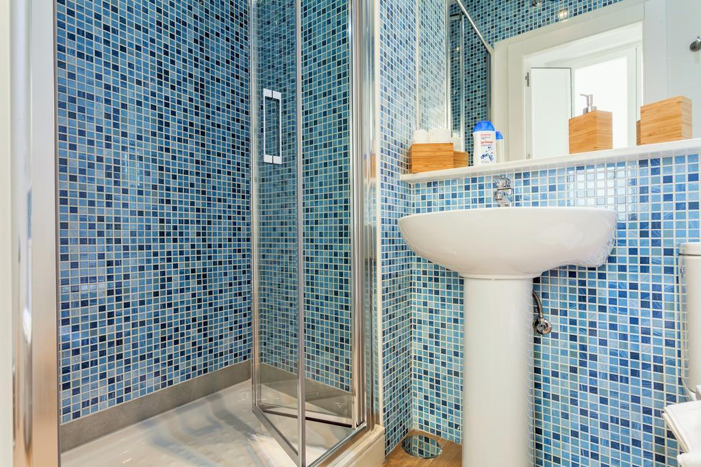 Hostly Acetres 1A Loft In City Center, Comunal Terrace, Fibre,Parking Optional Seville Ngoại thất bức ảnh