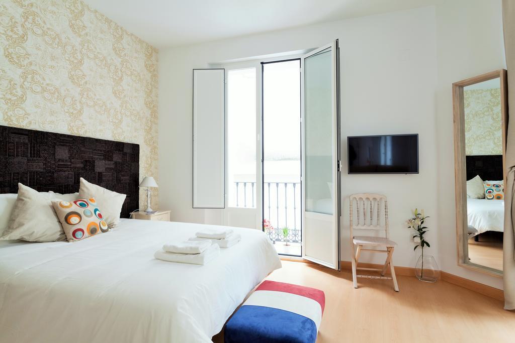 Hostly Acetres 1A Loft In City Center, Comunal Terrace, Fibre,Parking Optional Seville Ngoại thất bức ảnh